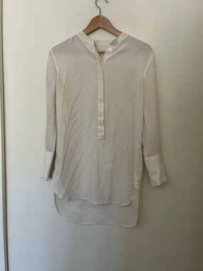 Equipment 100% Silk Ivory Relaxed Oversized Tunic XS